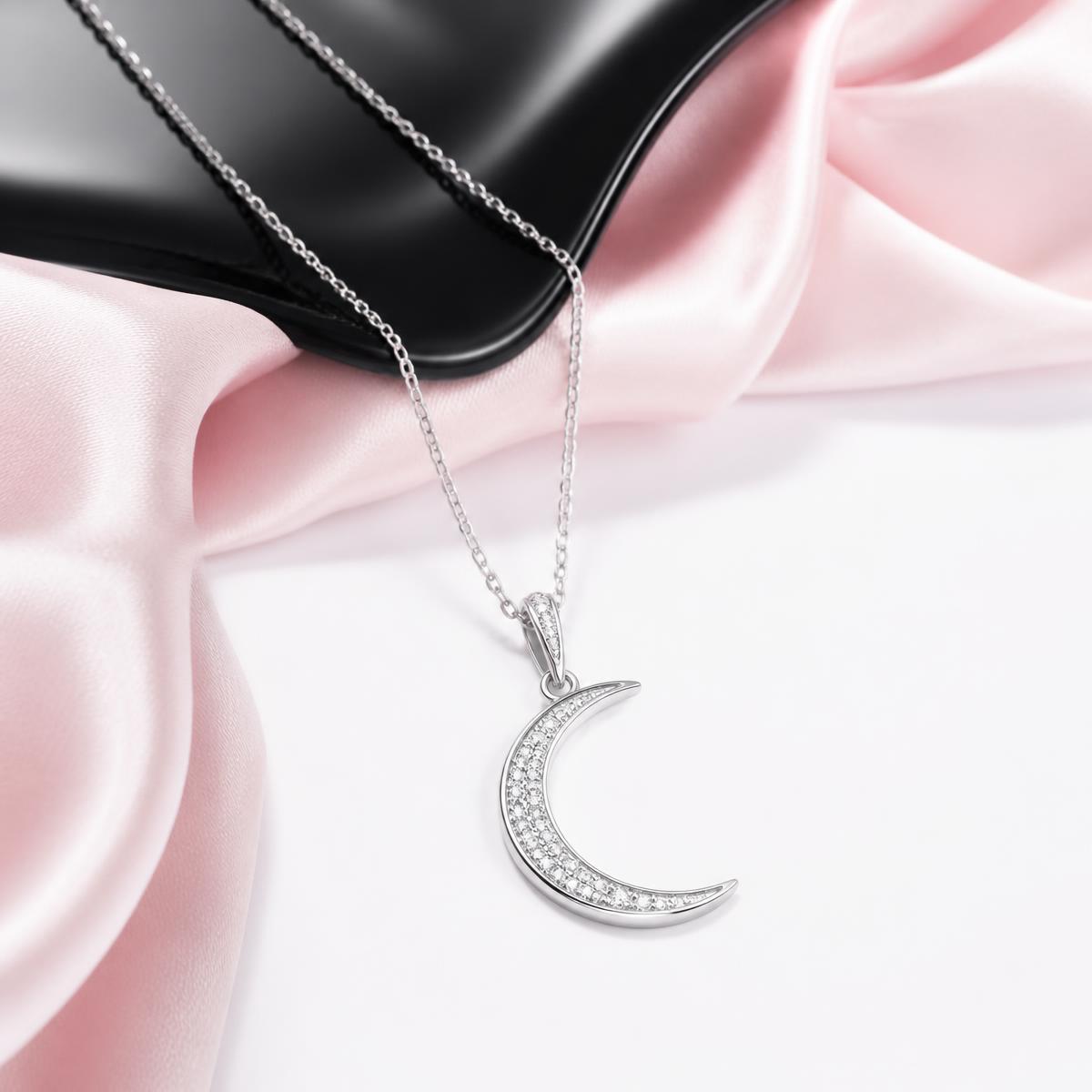 Sterling silver crescent moon pendant necklace